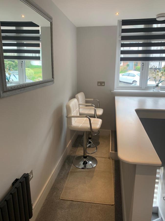 Cosy Beautiful One Bedroom Flat Dorking Esterno foto