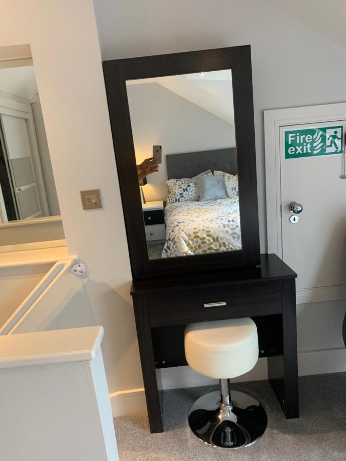 Cosy Beautiful One Bedroom Flat Dorking Esterno foto